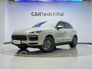 Porsche Cayenne 2022