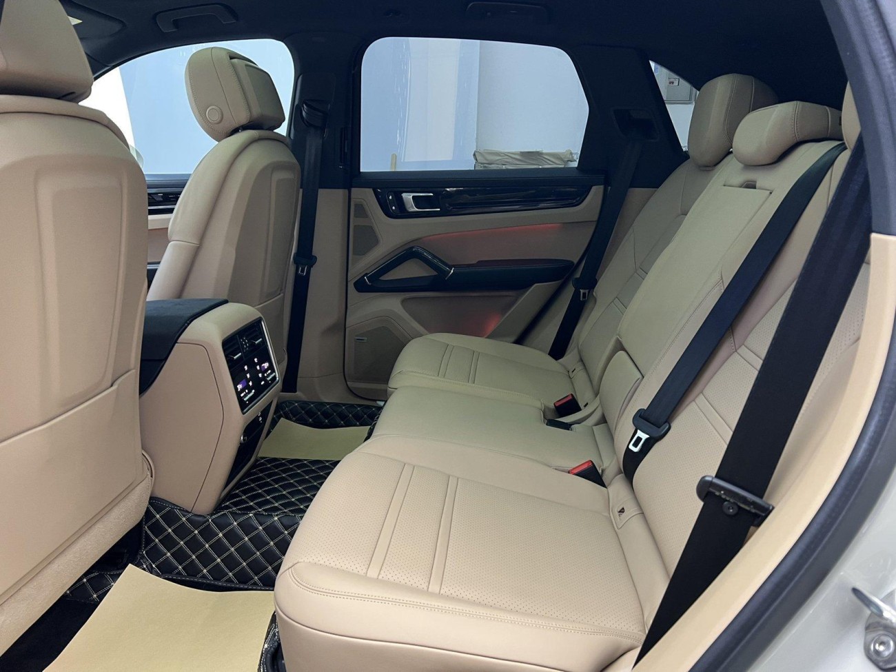 Porsche Cayenne 2022