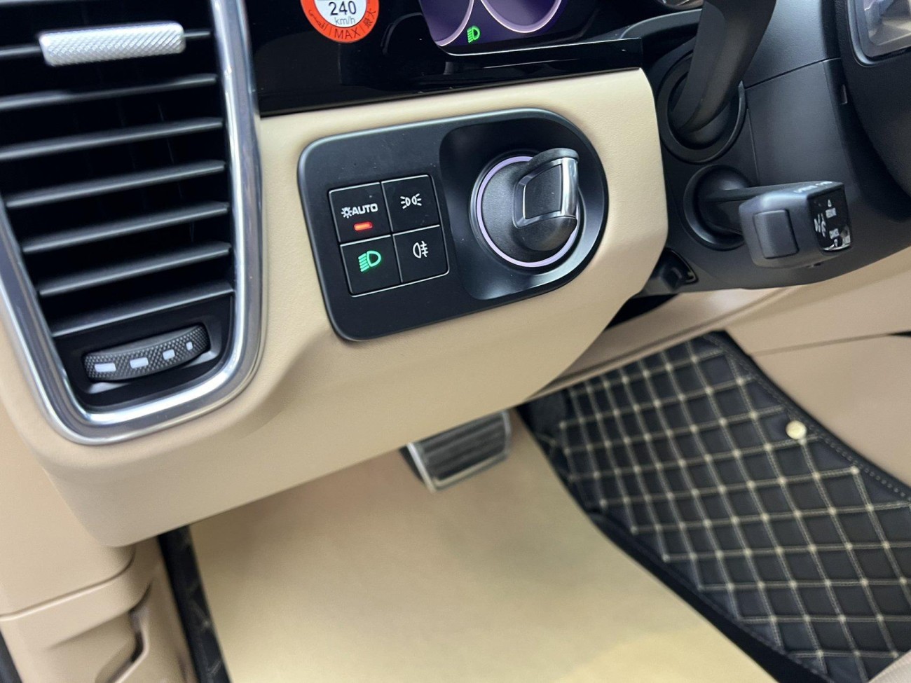 Porsche Cayenne 2022
