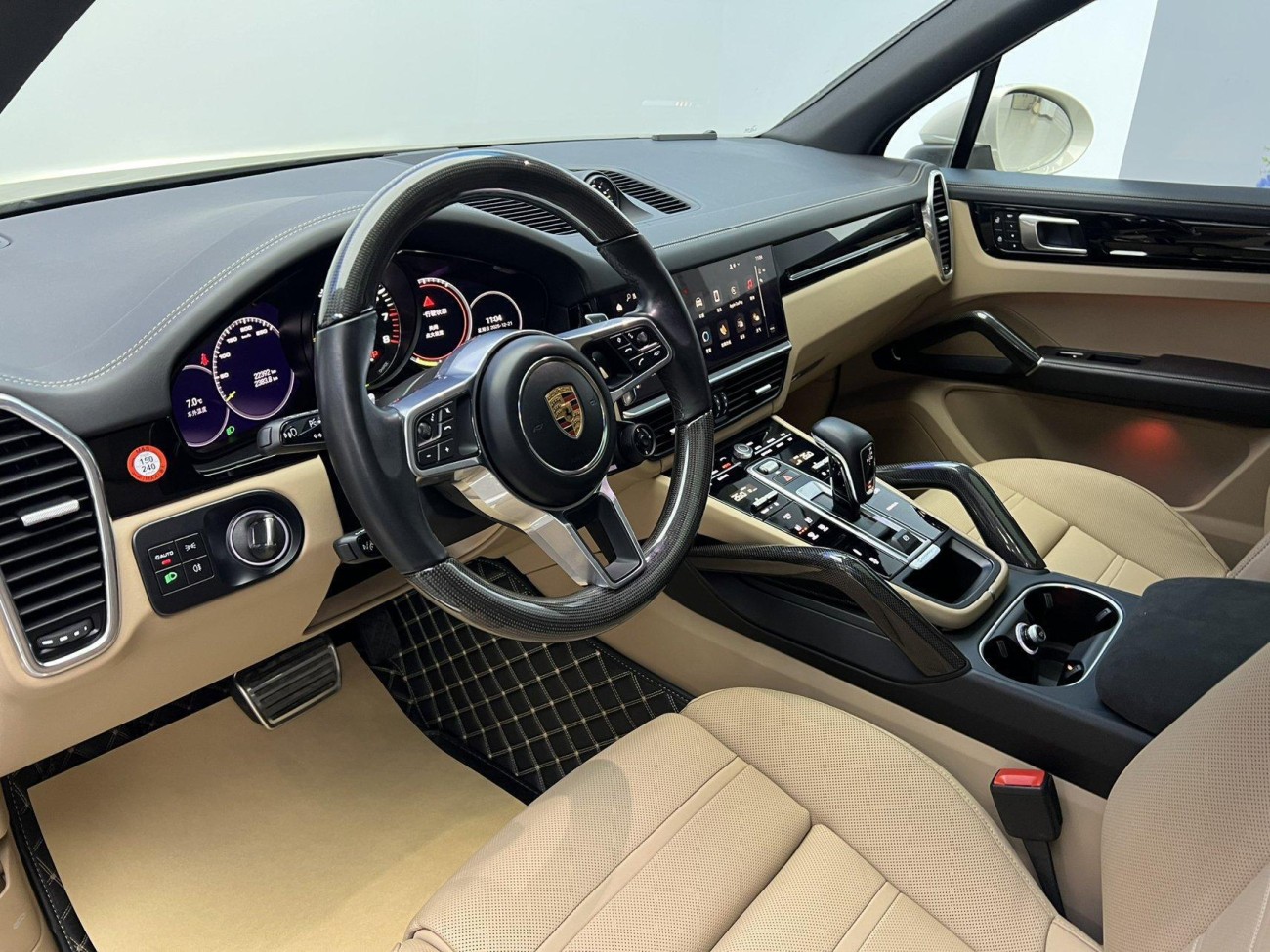 Porsche Cayenne 2022