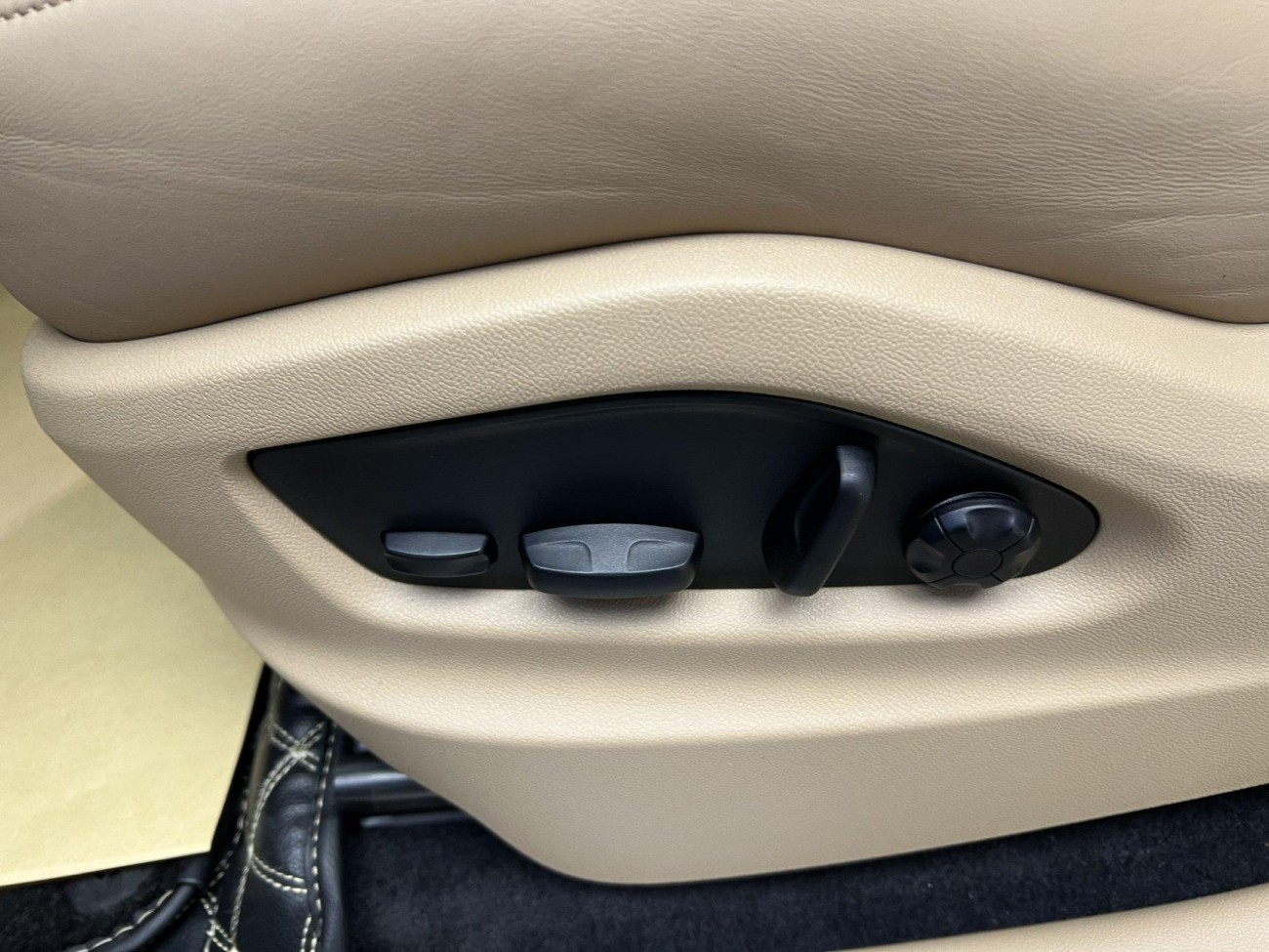 Porsche Cayenne 2022