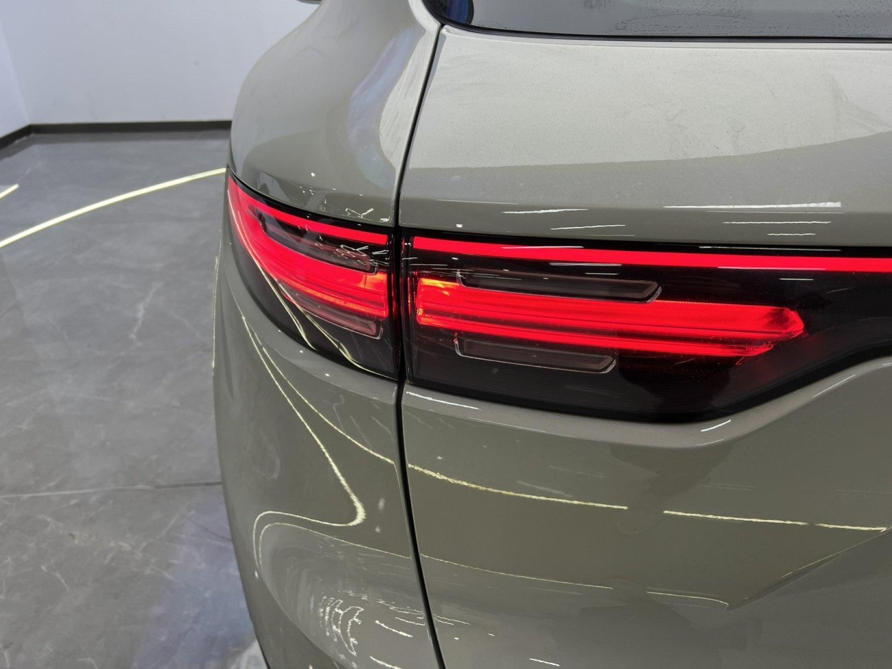 Porsche Cayenne 2022