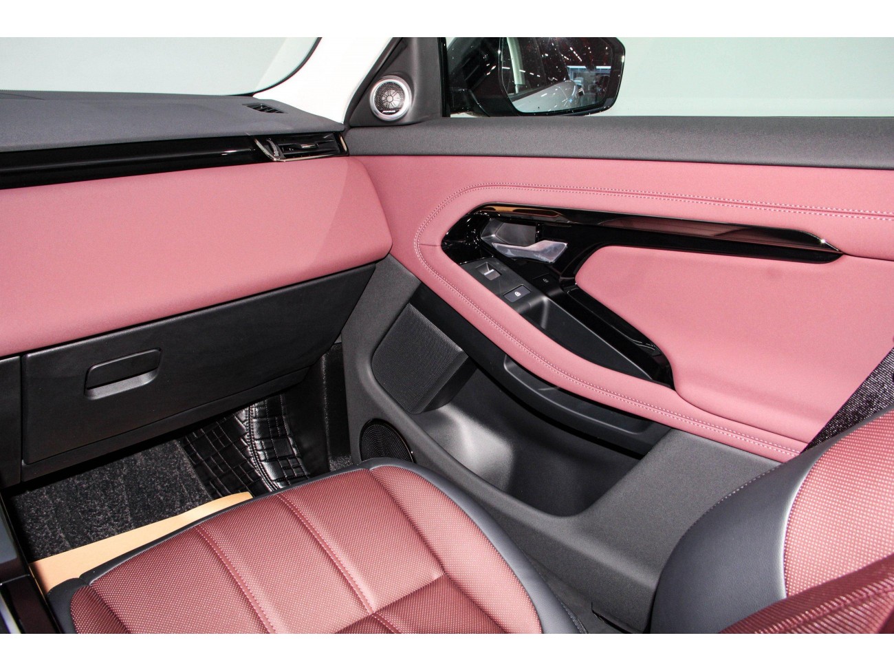 Land Rover Range Rover 2025