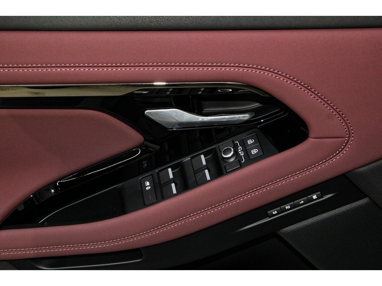 Land Rover Range Rover 2025