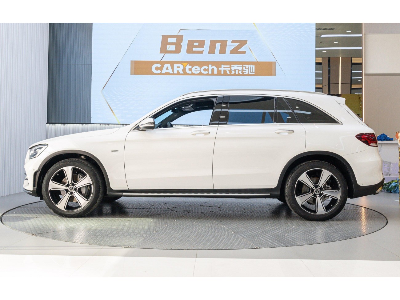 Mercedes-Benz GLC 300 L 2022