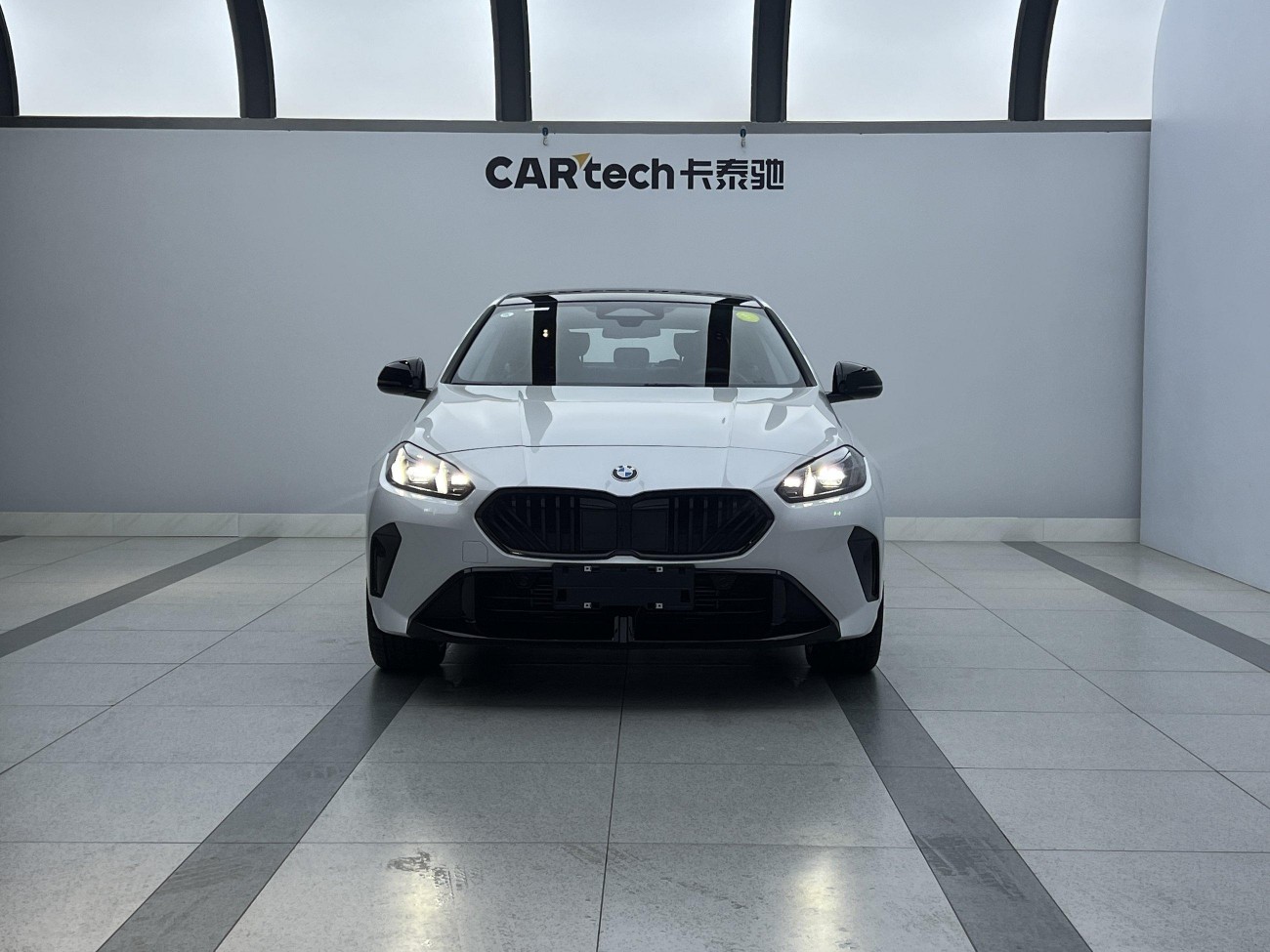 BMW 225L 2025