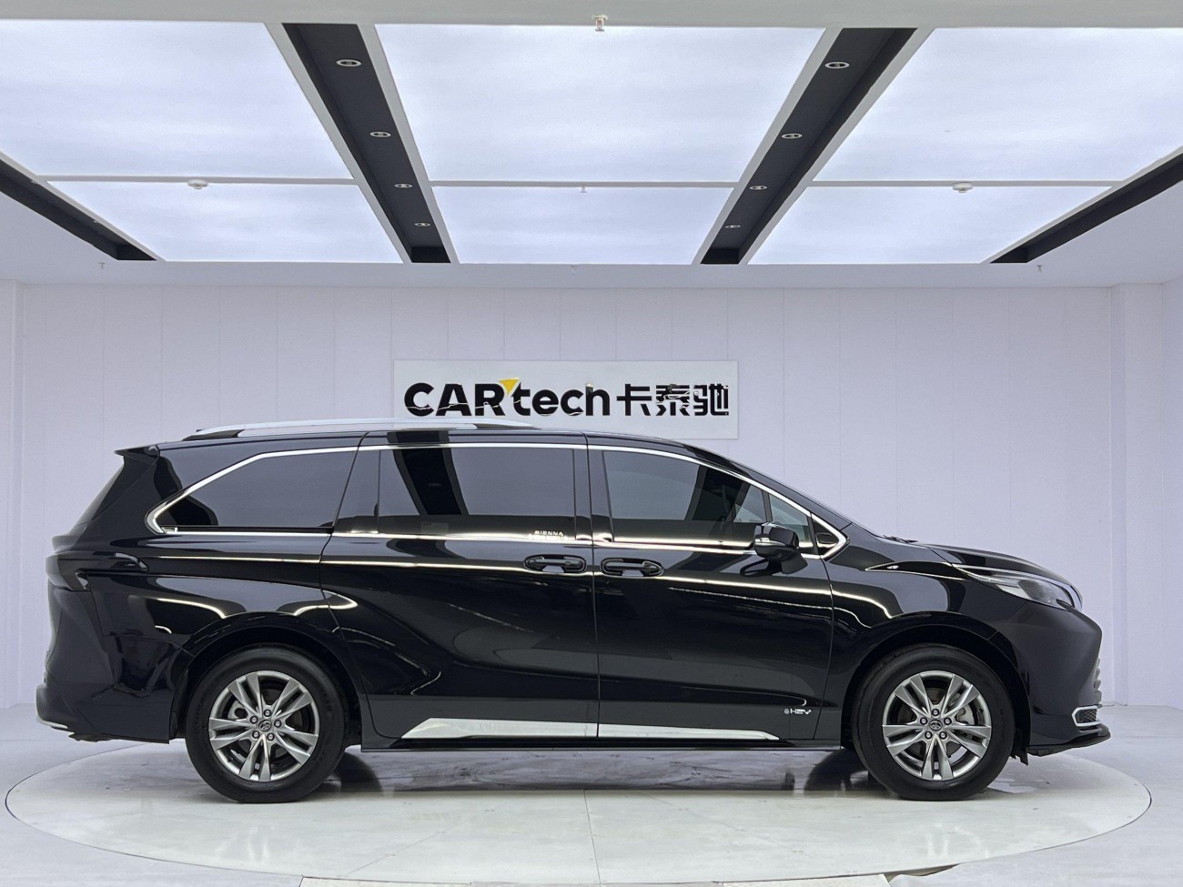 Toyota Sienna 2024
