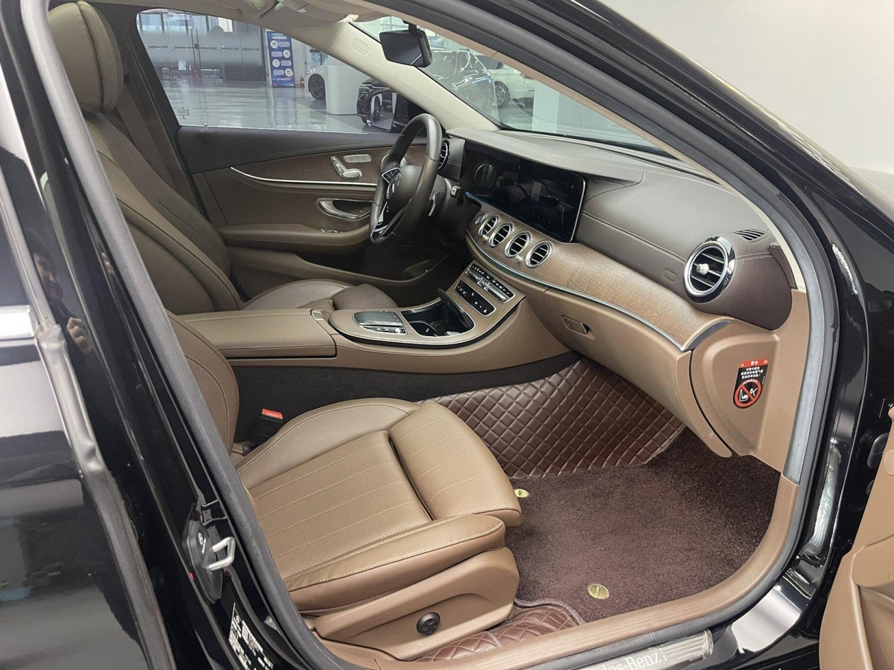 Mercedes-Benz E 300 L 2022