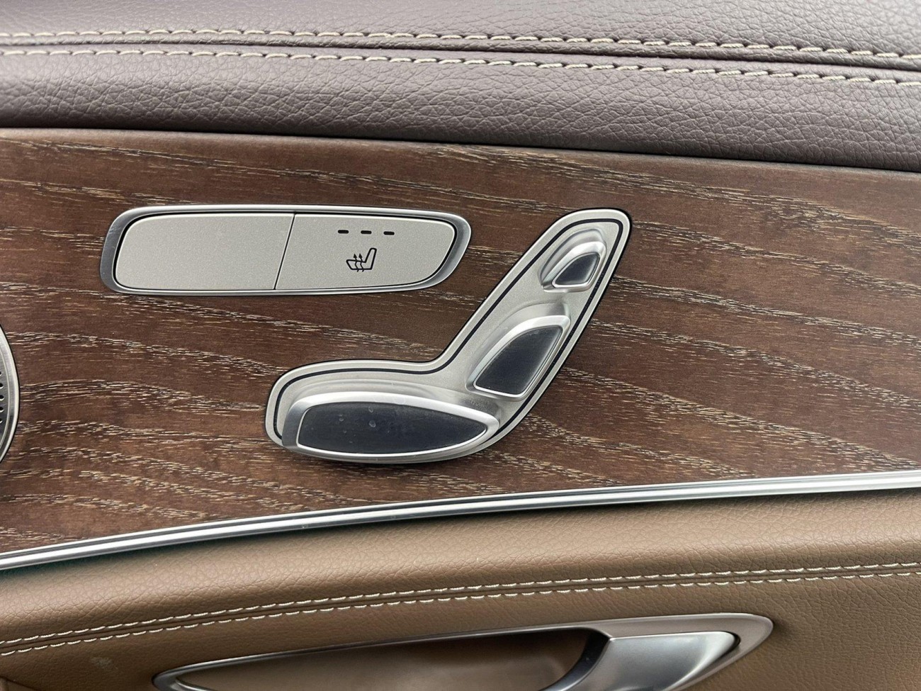 Mercedes-Benz E 300 L 2022