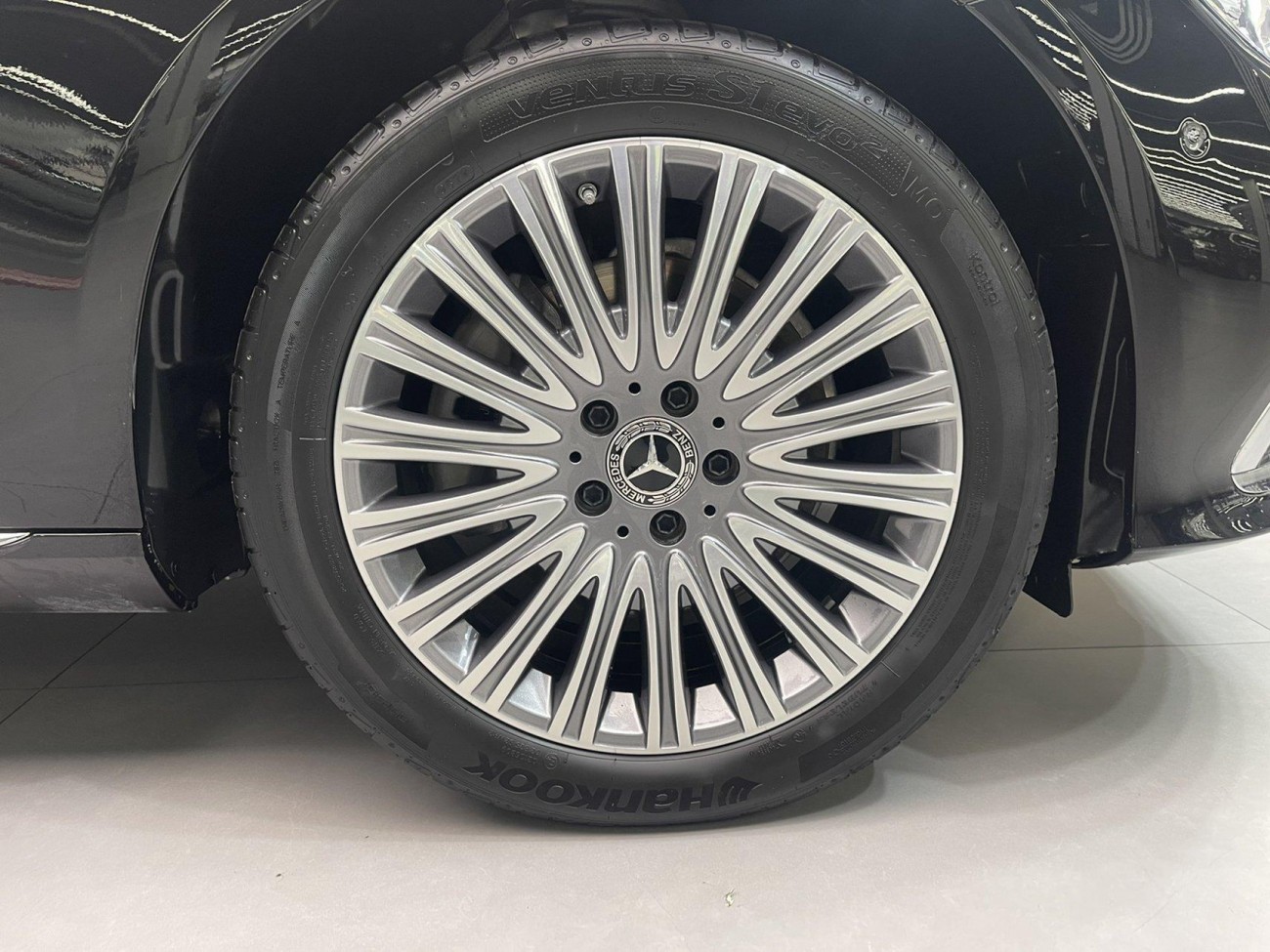 Mercedes-Benz E 300 L 2022