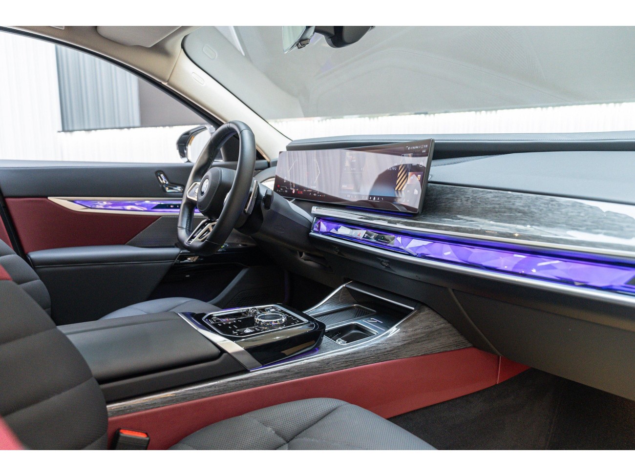 BMW 735Li 2024