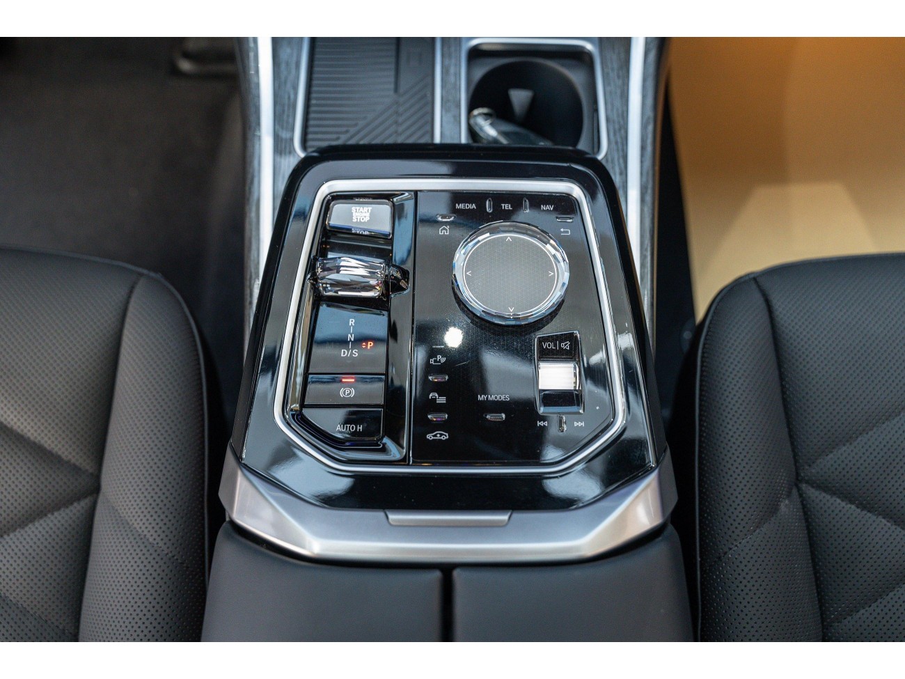 BMW 735Li 2024