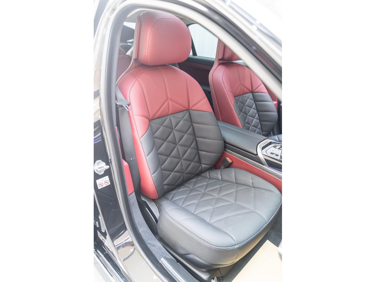 BMW 735Li 2024