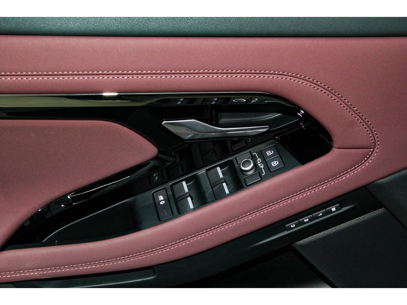 Land Rover Range Rover 2025