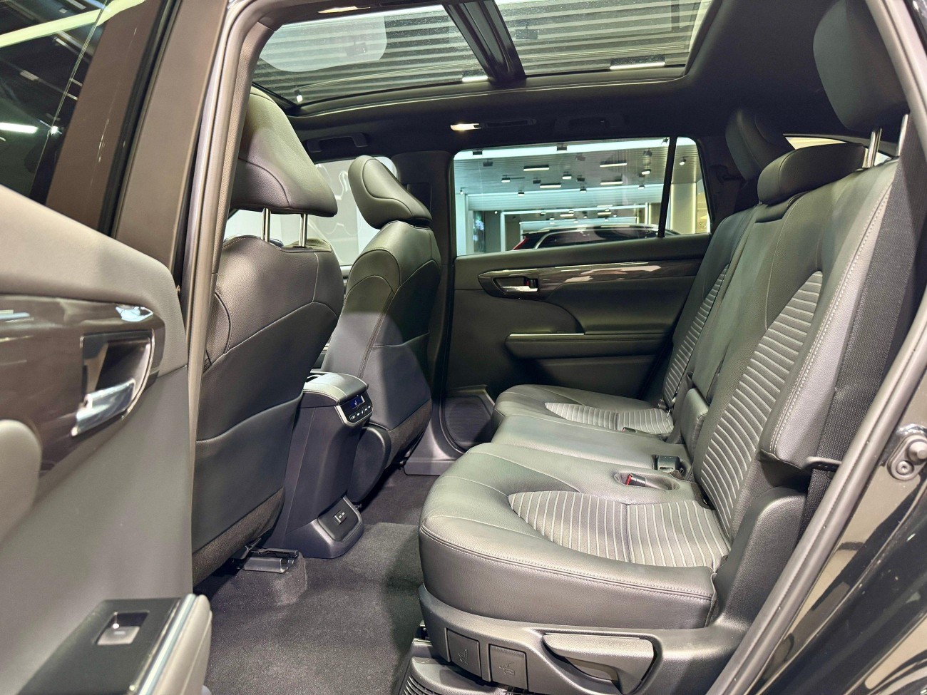 Toyota Crown 2023