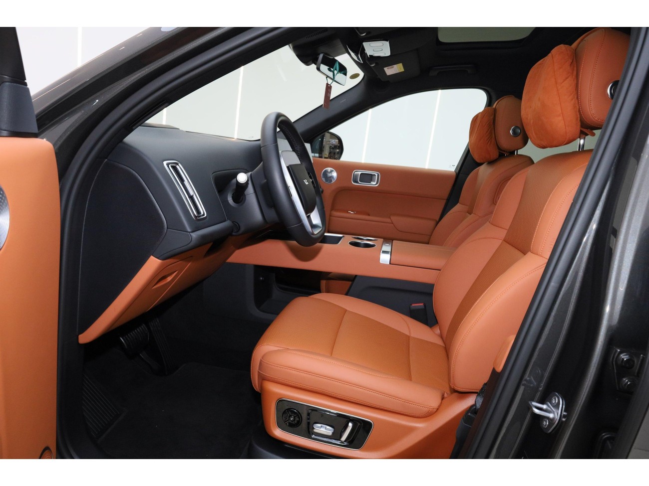 Li Auto L8 2025