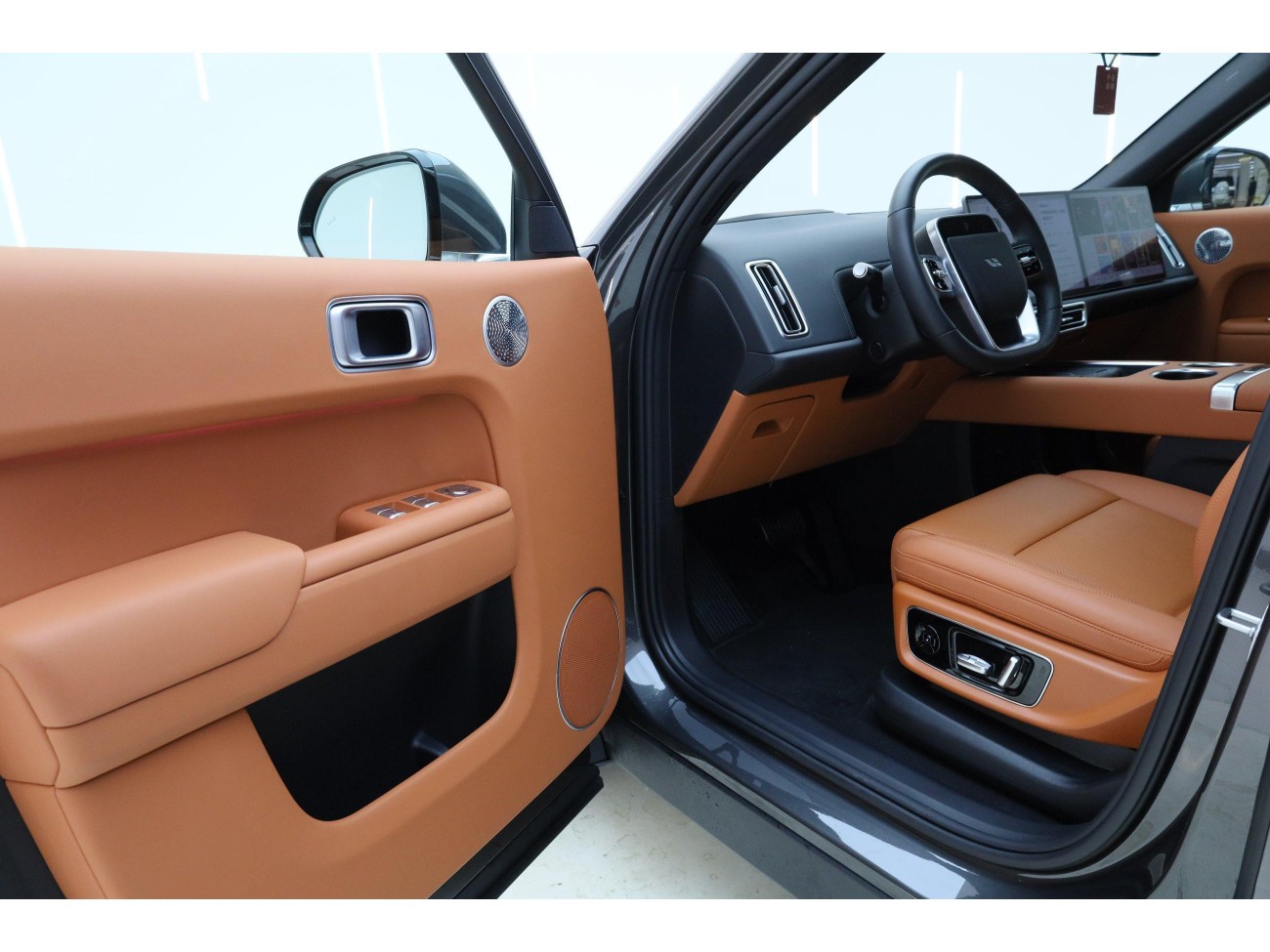 Li Auto L8 2025