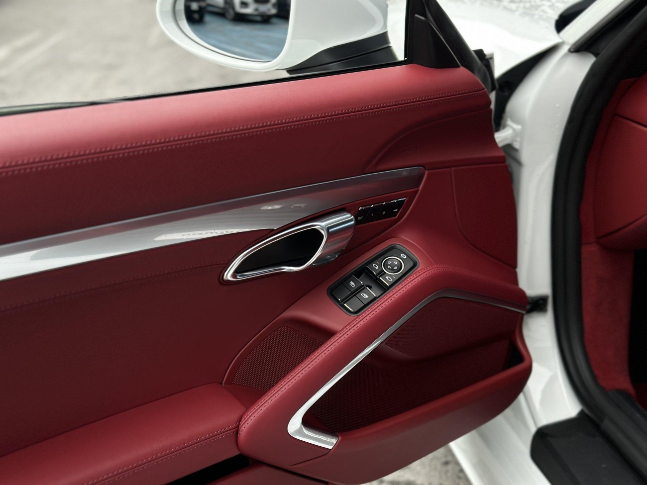 Porsche Cayman 2022