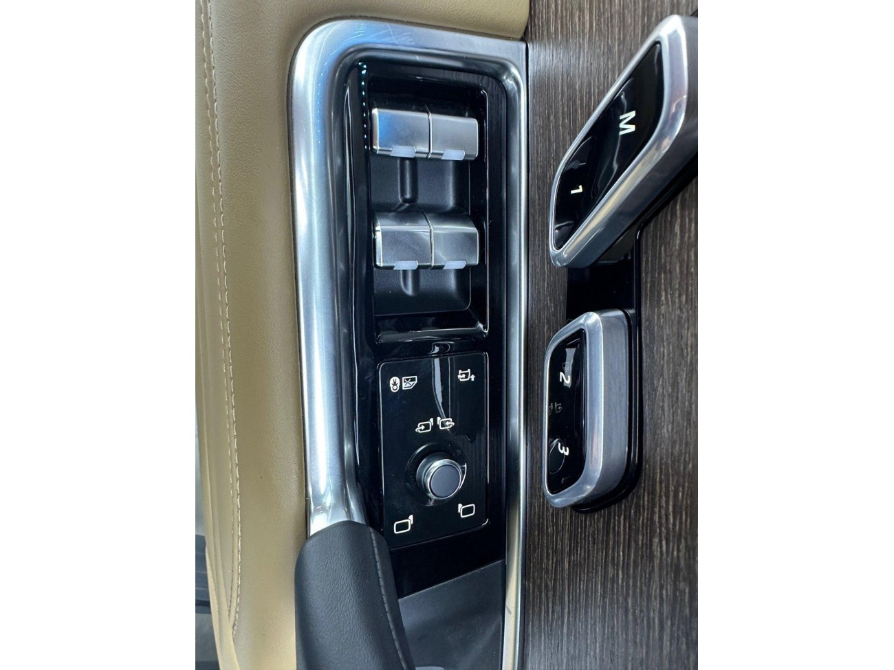 Land Rover Range Rover 2025