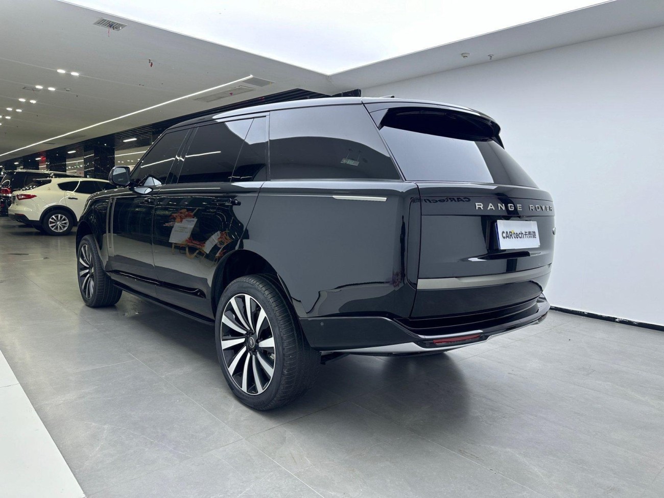 Land Rover Range Rover 2025