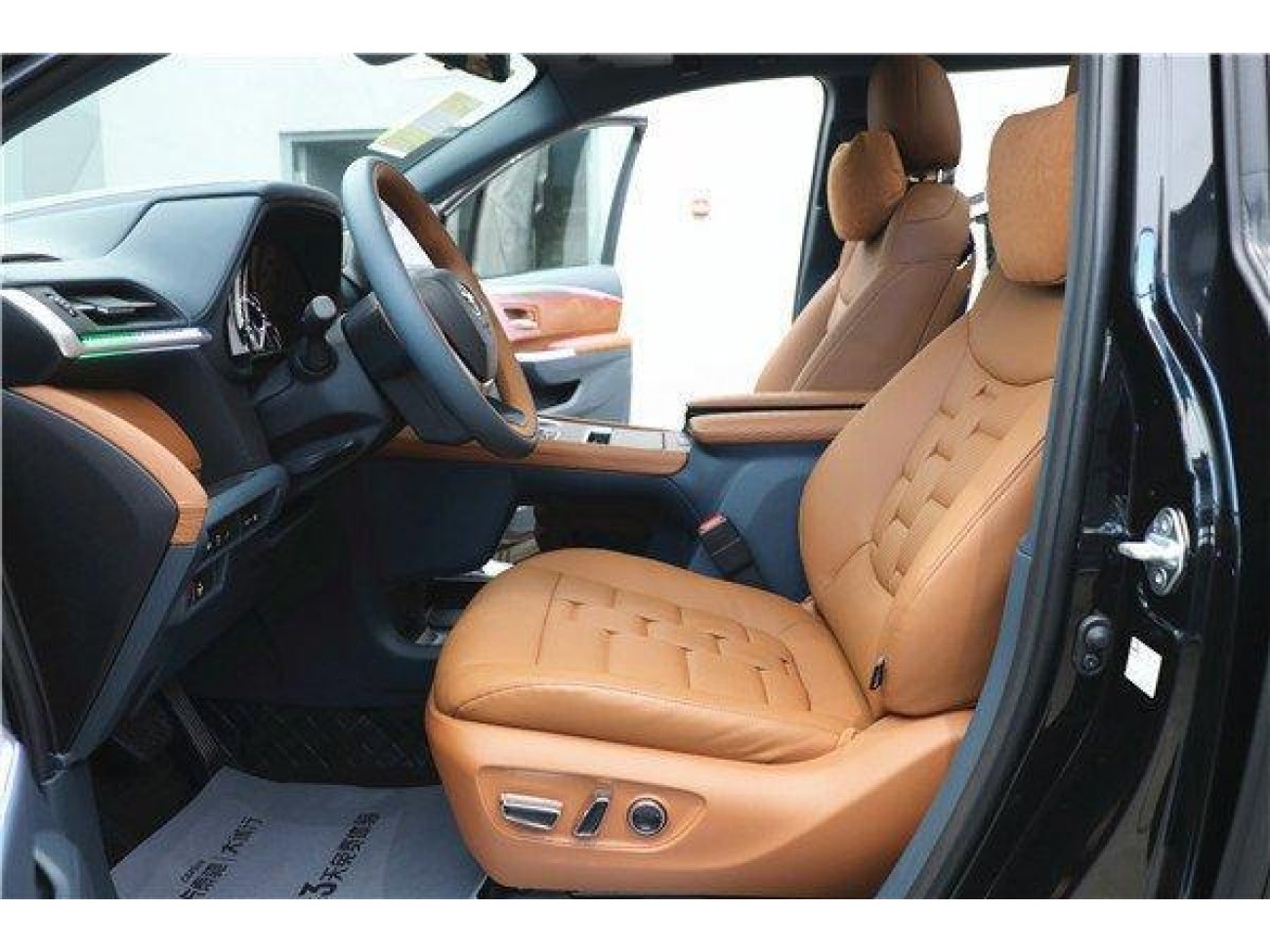 Toyota Granvia 2025