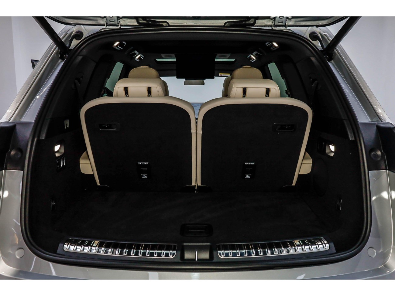 Li Auto L8 2025