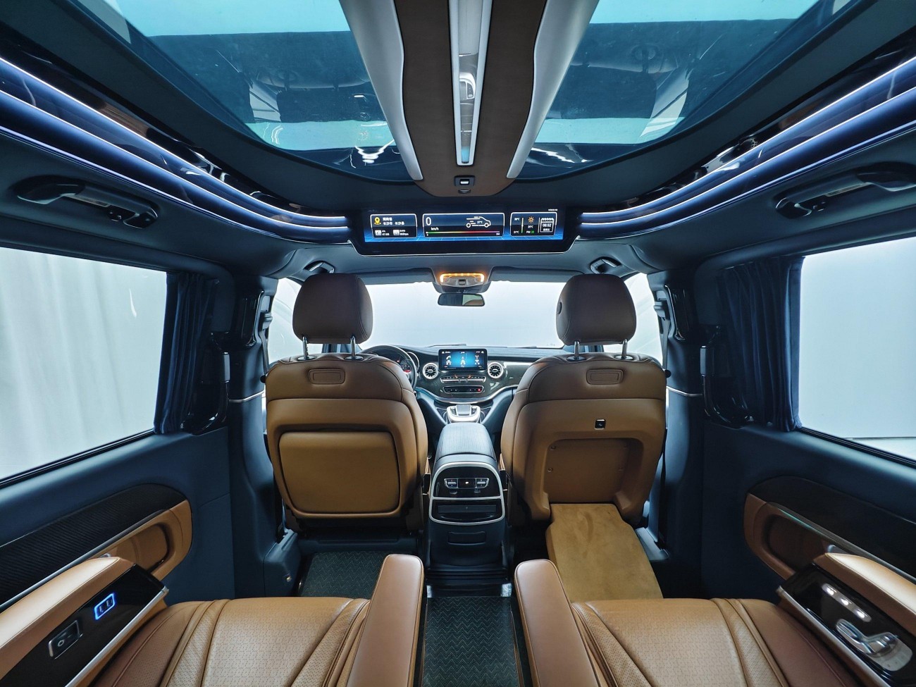 Mercedes-Benz V260L 2023