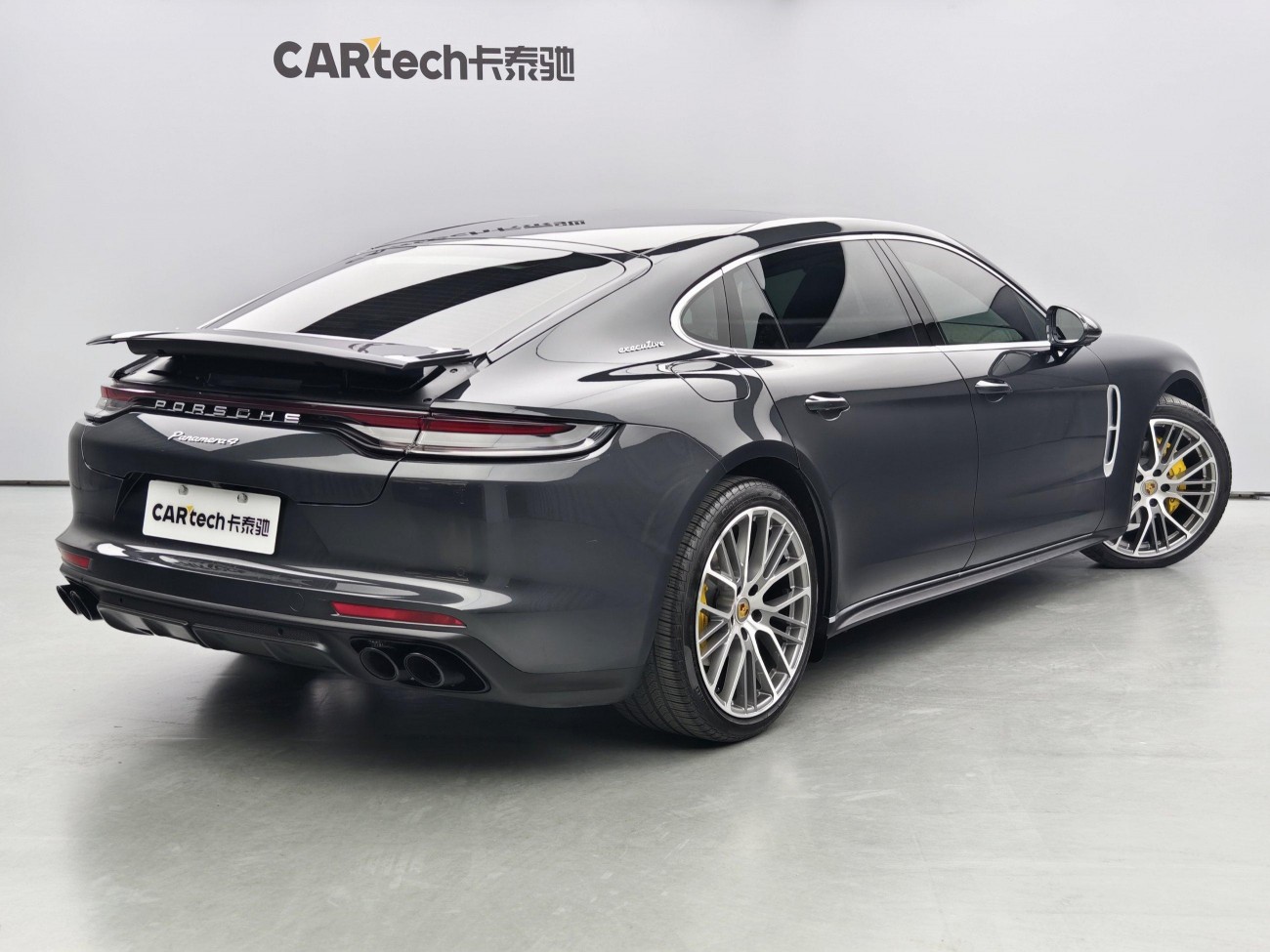 Porsche Panamera 2022