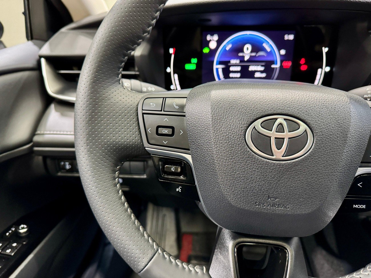 Toyota Camry 2025