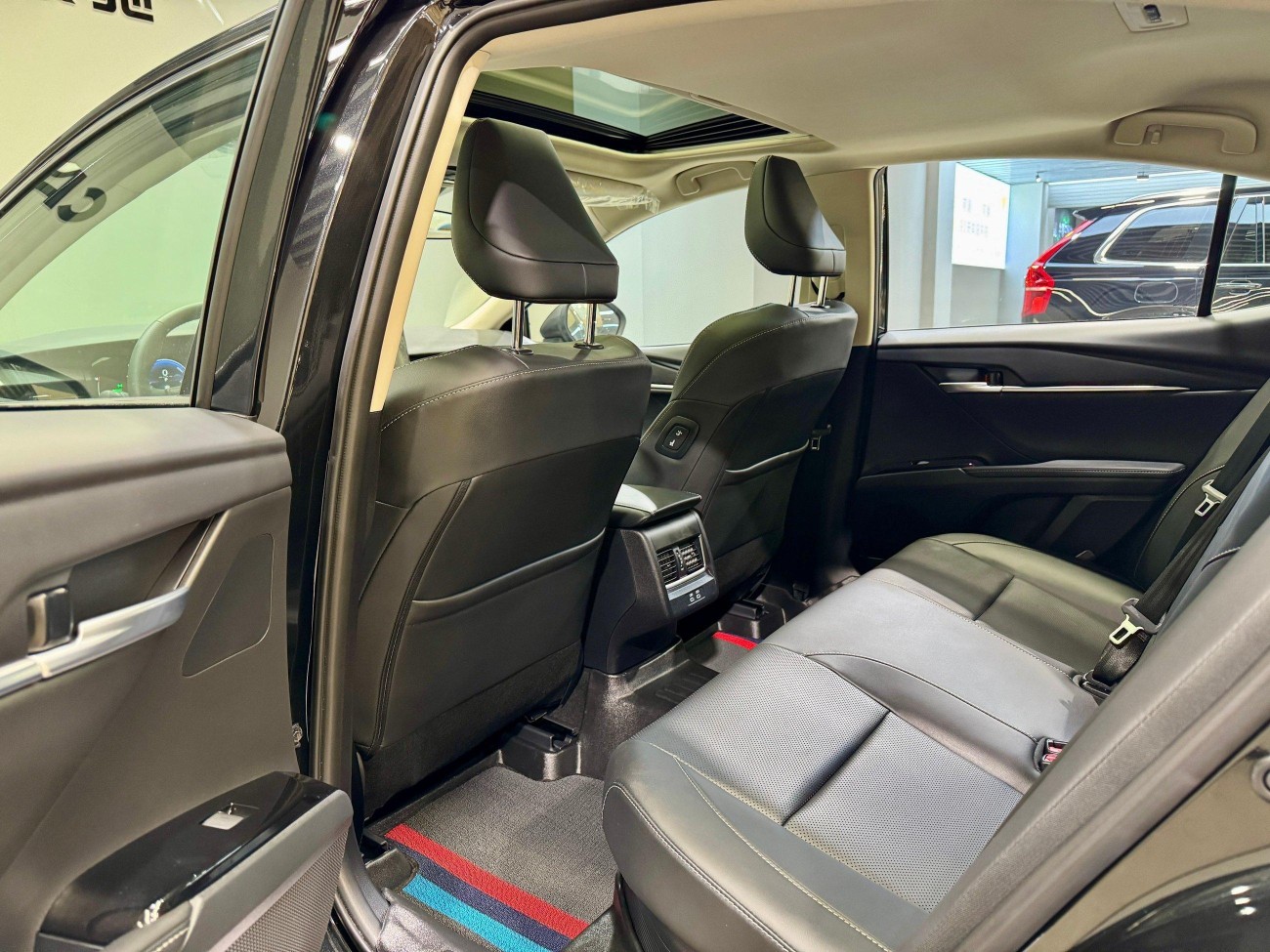 Toyota Camry 2025
