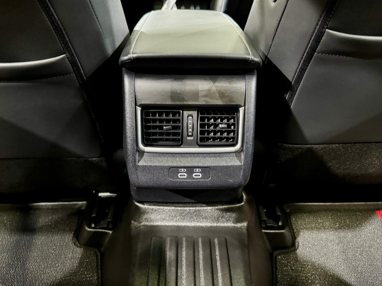 Toyota Camry 2025