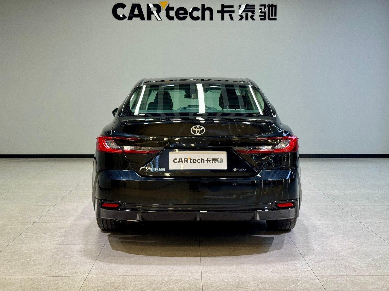 Toyota Camry 2025