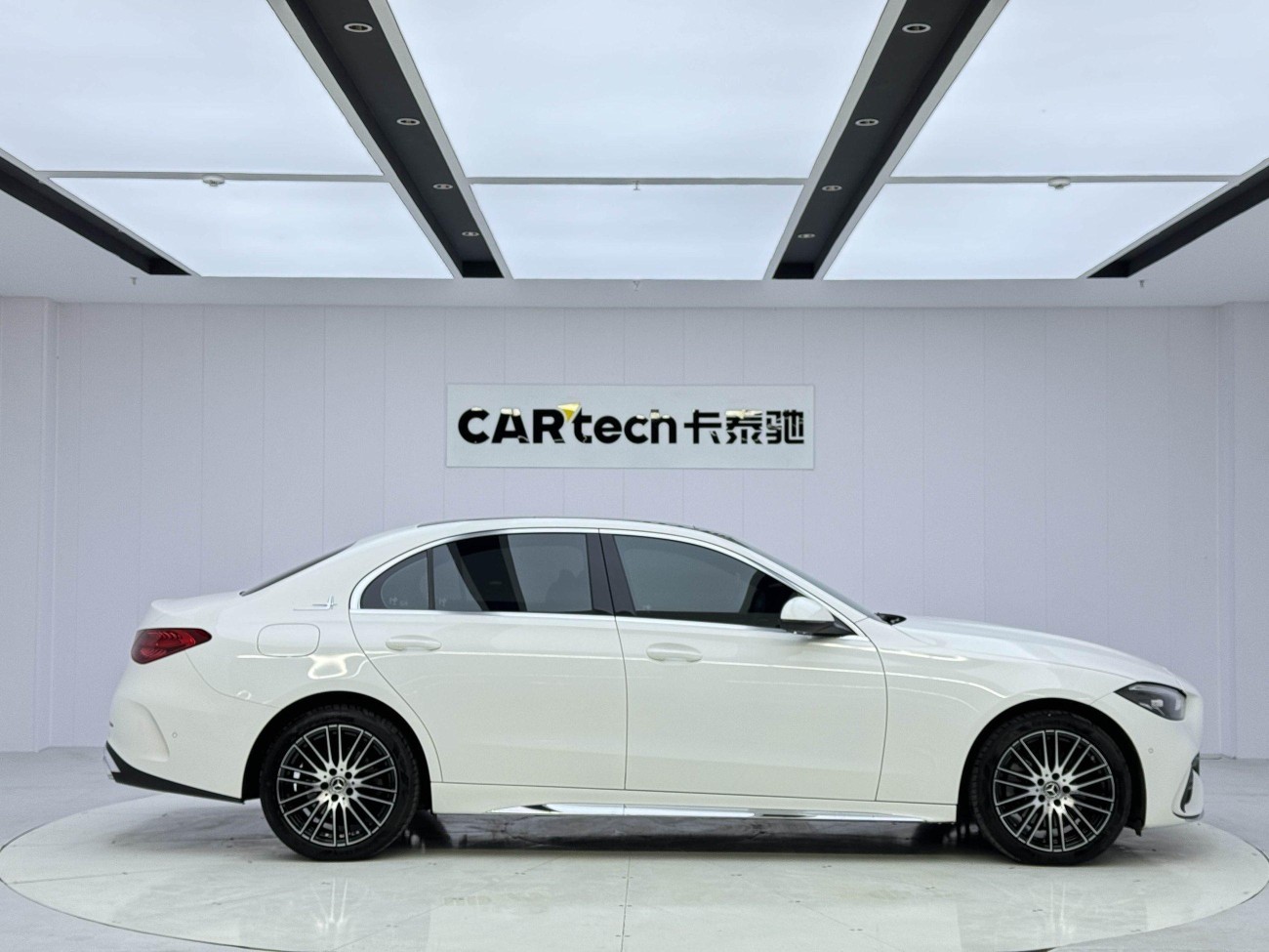 Mercedes-Benz C 260 L 2023