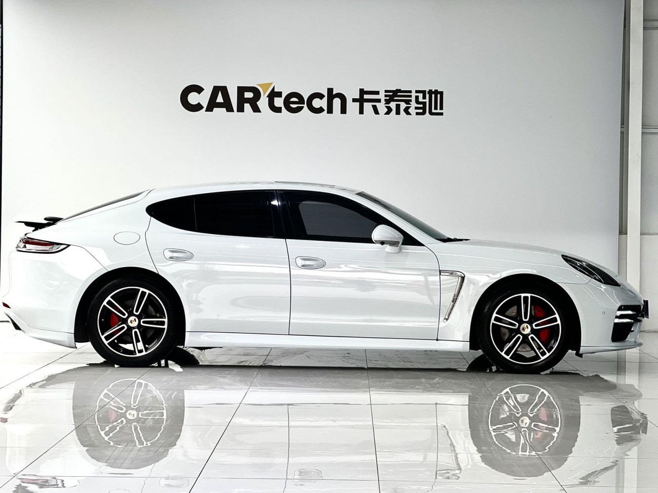 Porsche Panamera 2013