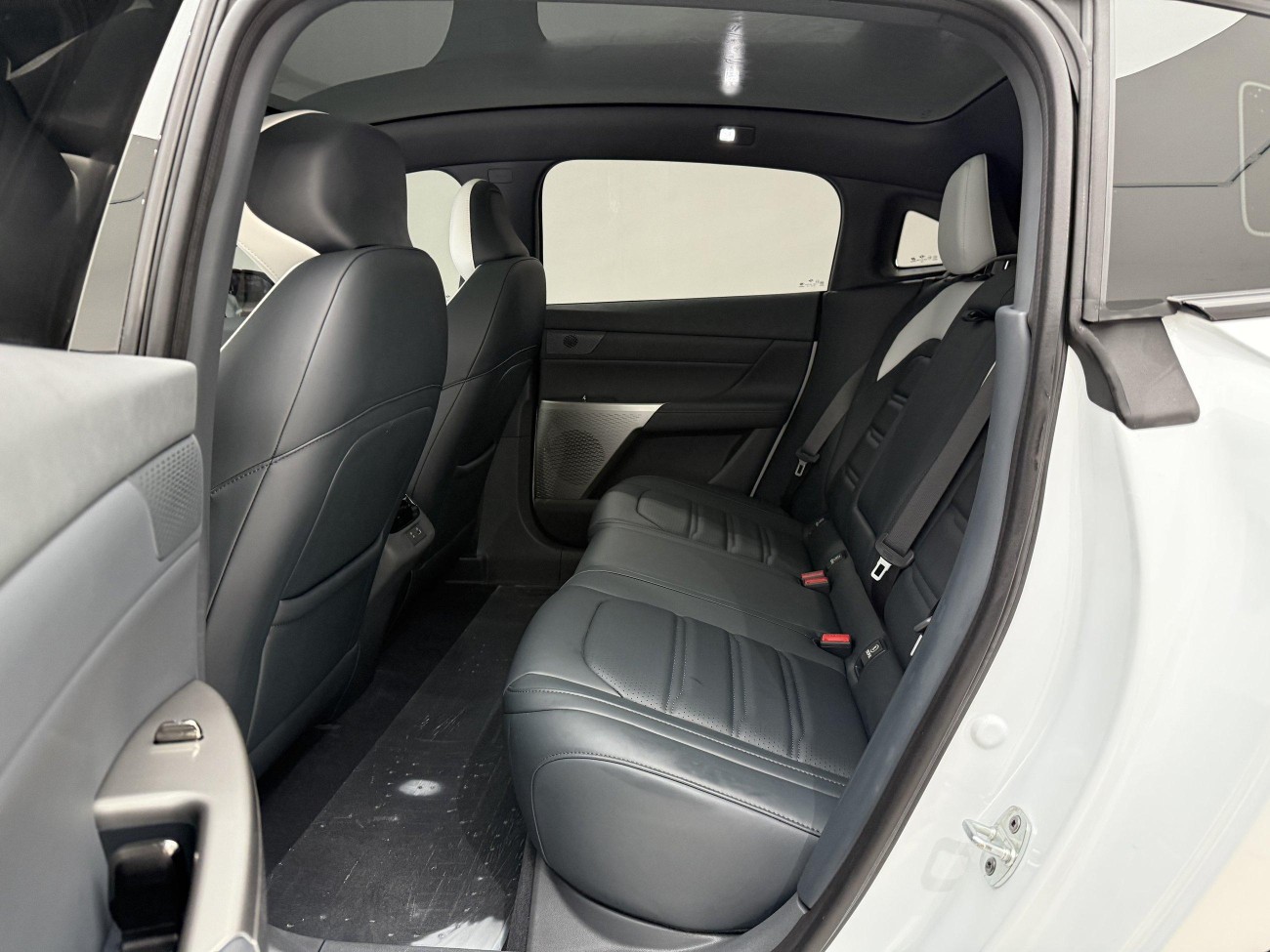 Dongfeng eπ007 2025