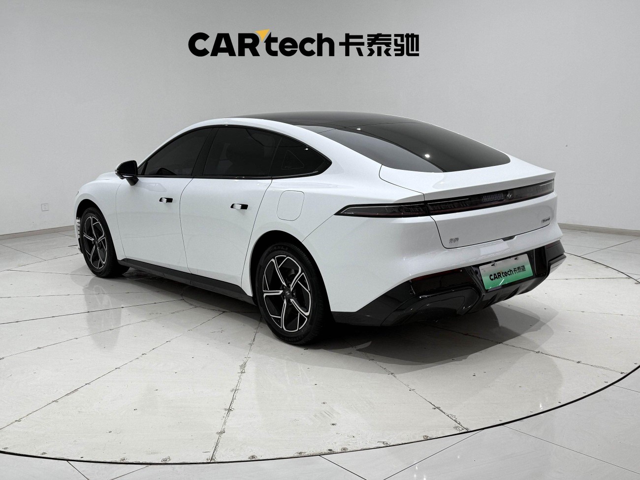 Dongfeng eπ007 2025