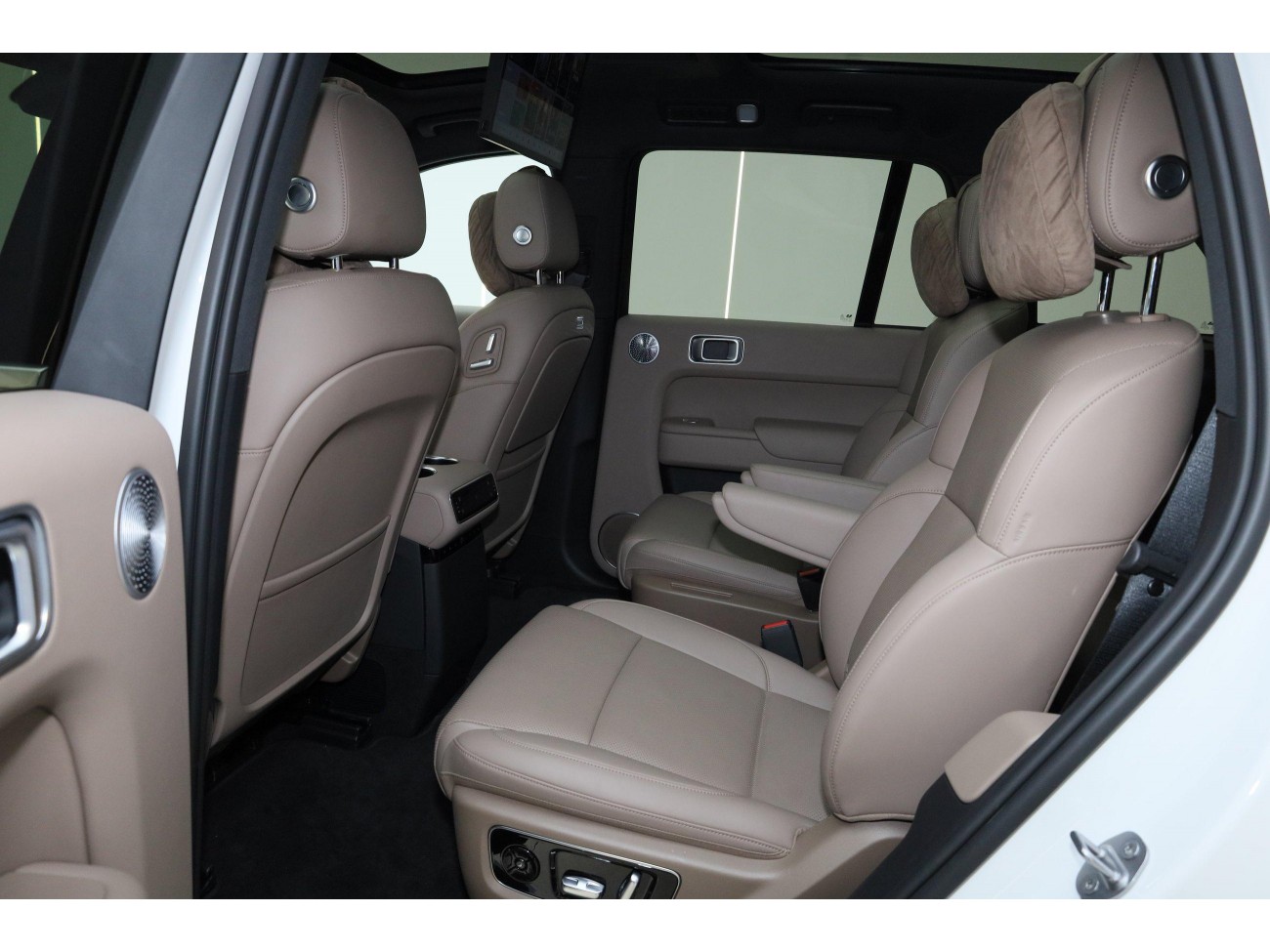 Li Auto L8 2025