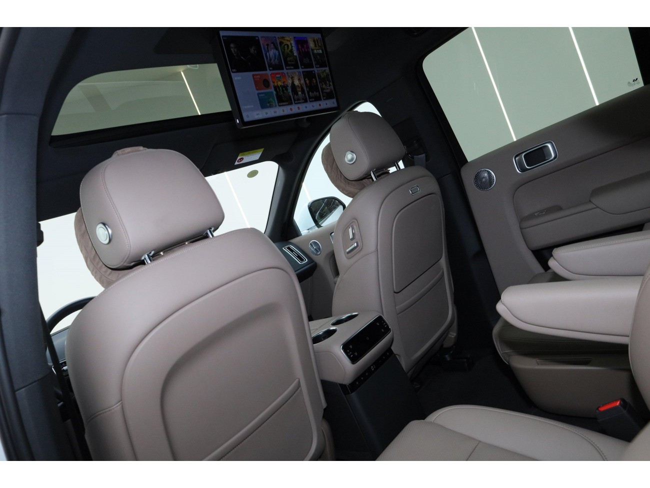 Li Auto L8 2025