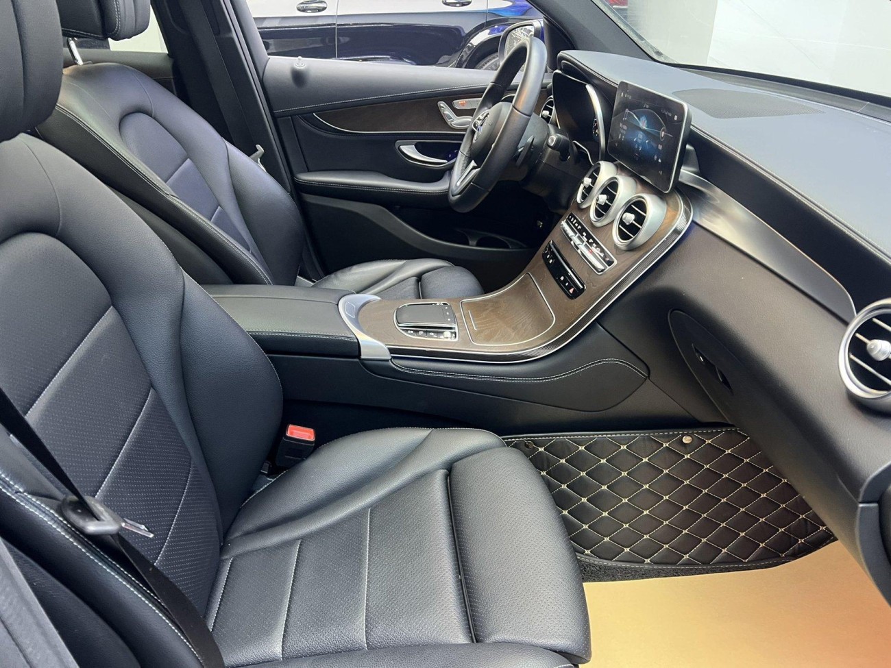 Mercedes-Benz GLC 260 L 2020