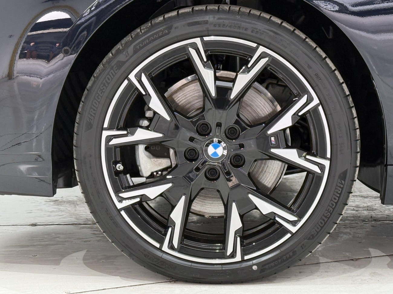 BMW 225L 2025
