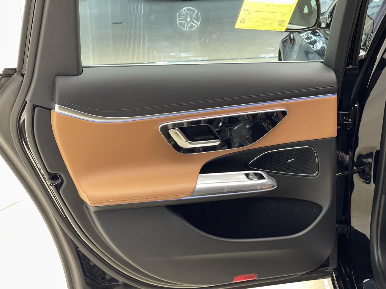 Mercedes-Benz E 260 L 2025