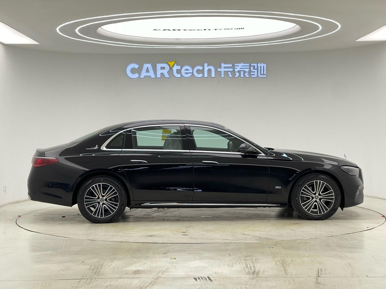 Mercedes-Benz E 260 L 2025