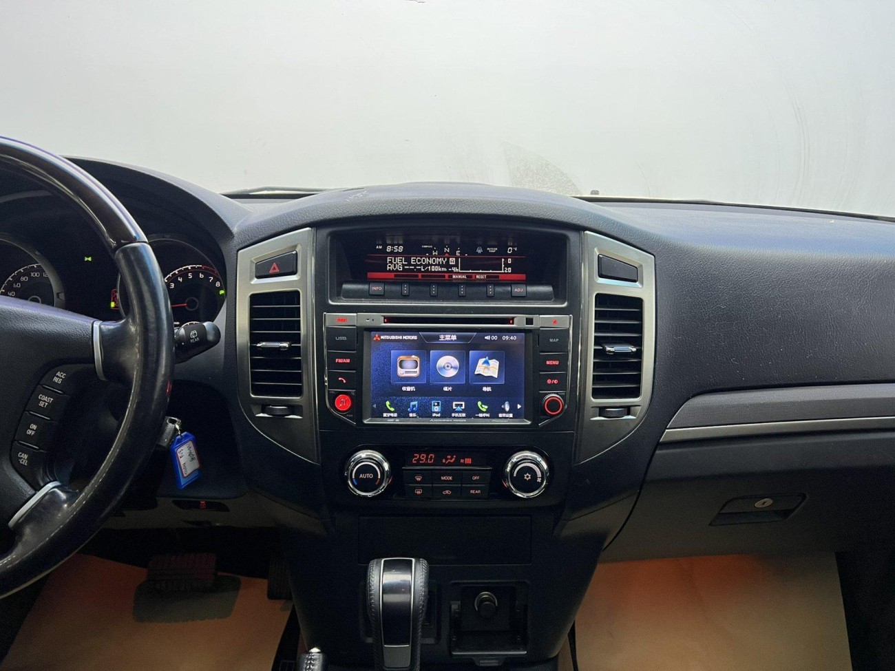 Mitsubishi 2018