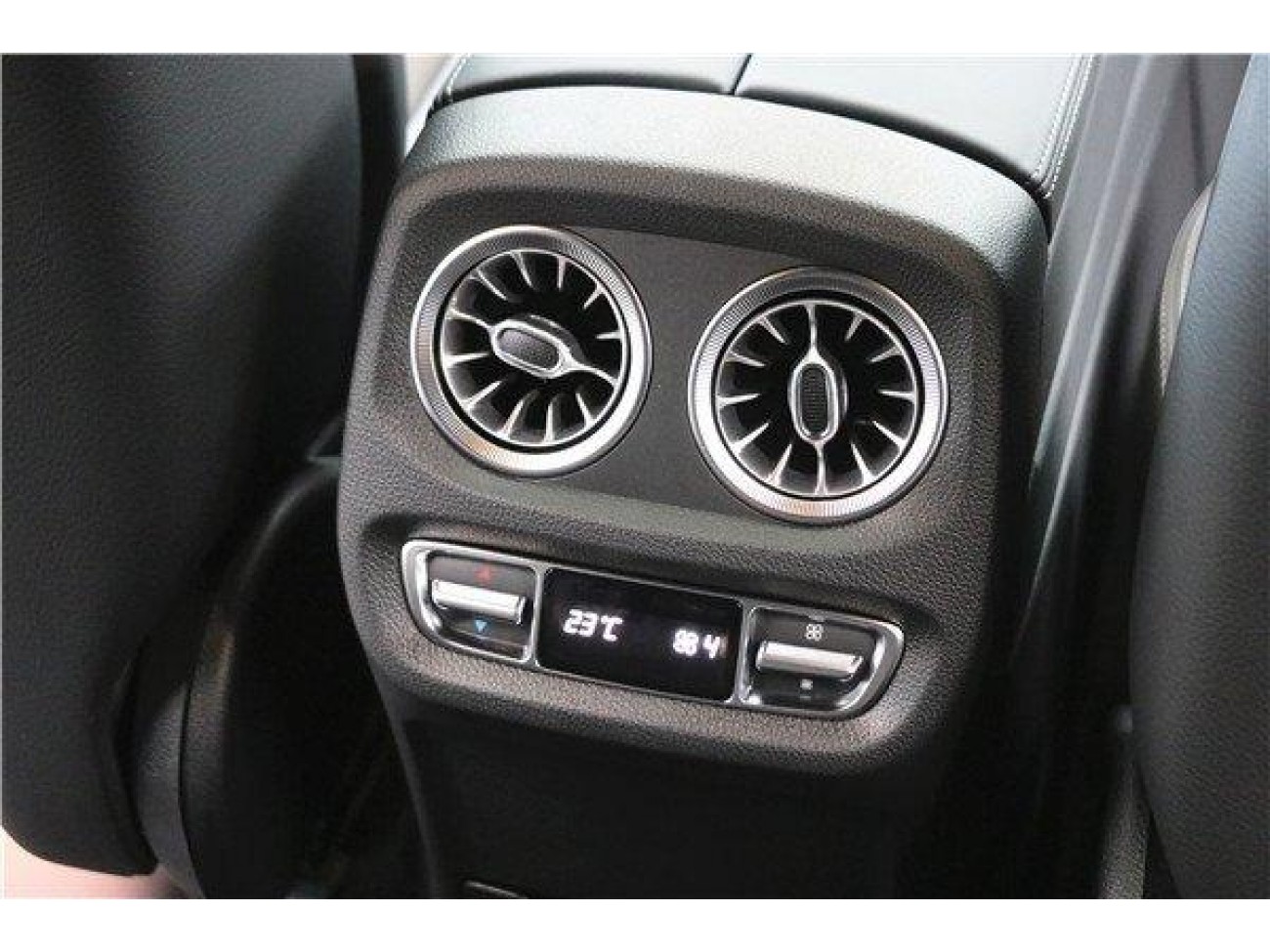 Mercedes-Benz G400d 2025