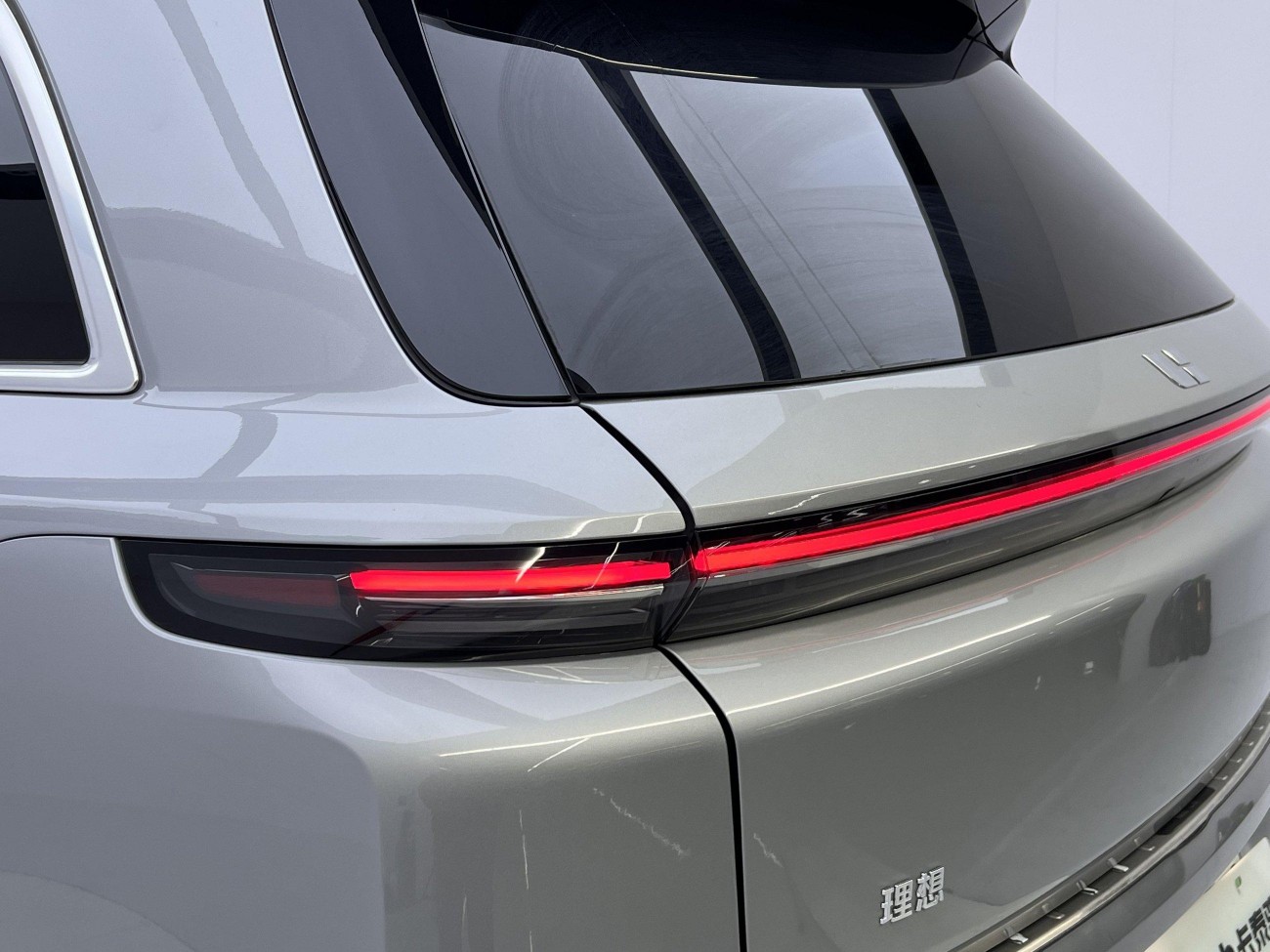 Li Auto L8 2024