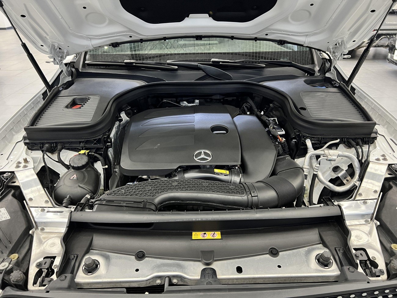 Mercedes-Benz GLC 300 L 2023