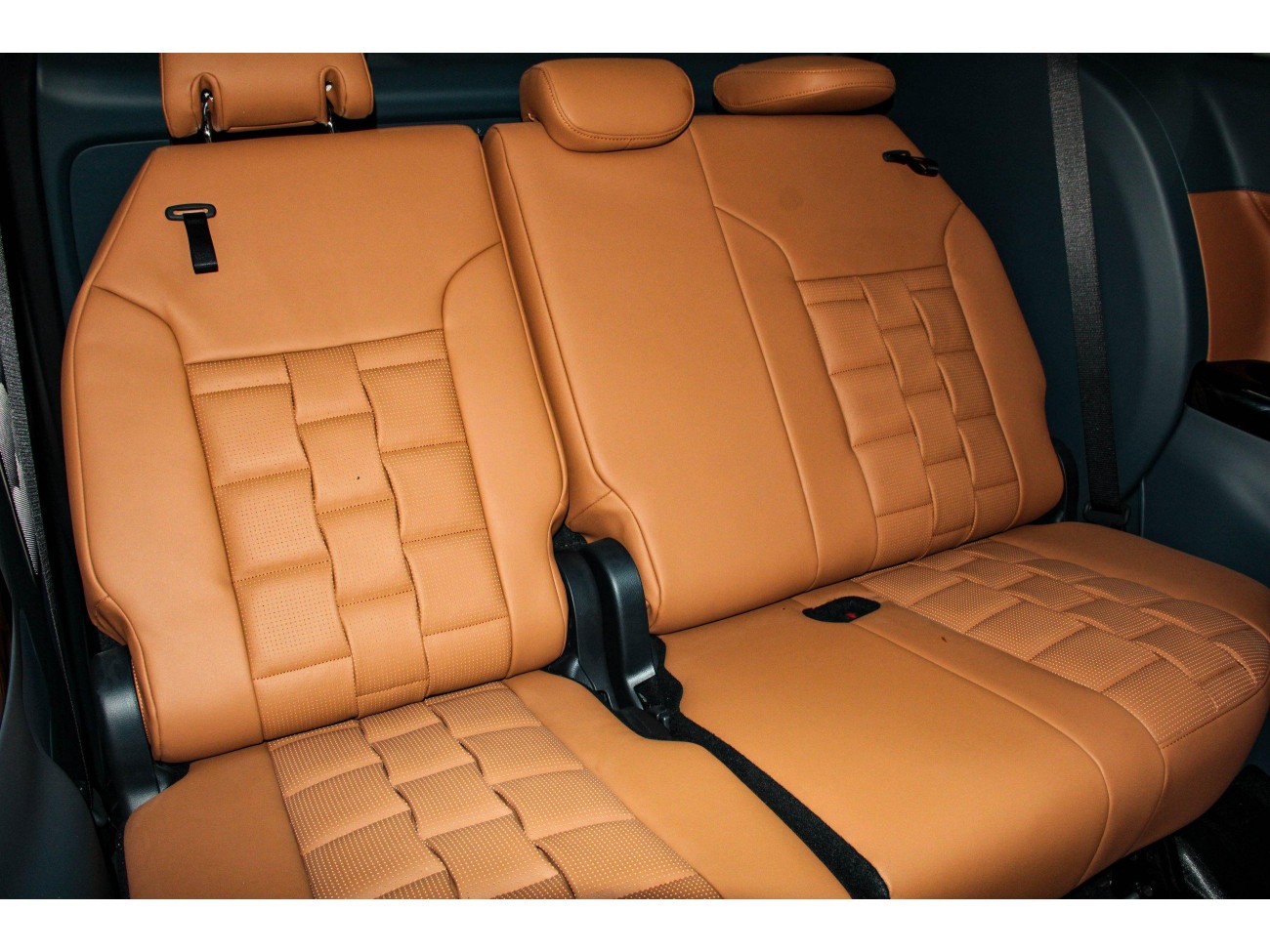 Toyota Granvia 2025