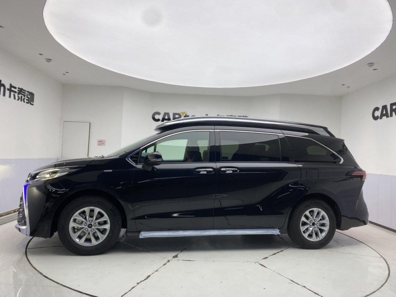 Toyota Granvia 2025