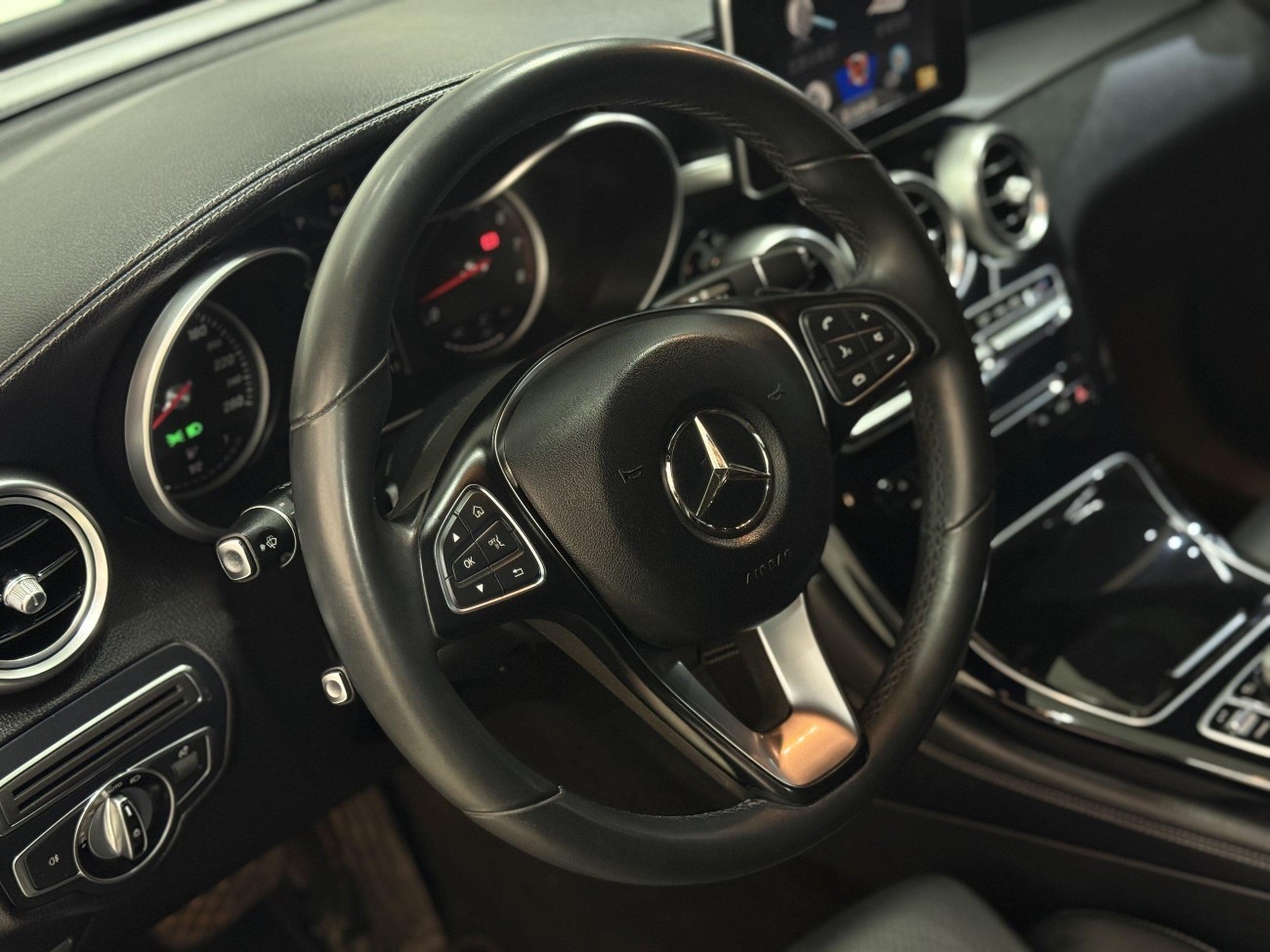 Mercedes-Benz GLC200 4MATIC 2016