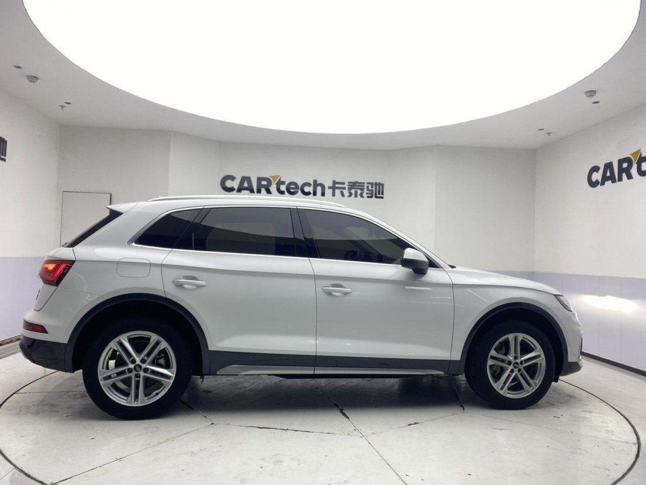 Audi Q5L 40 TFSI 2022